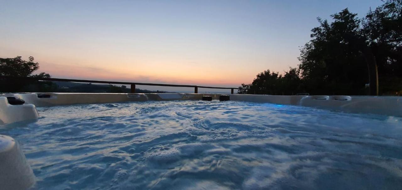 Le Rose Di Mapi Villa Mango Exteriör bild